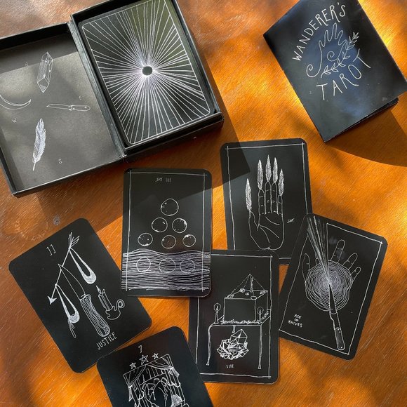 The Wanderers Tarot Card Deck - Picture 1 of 4